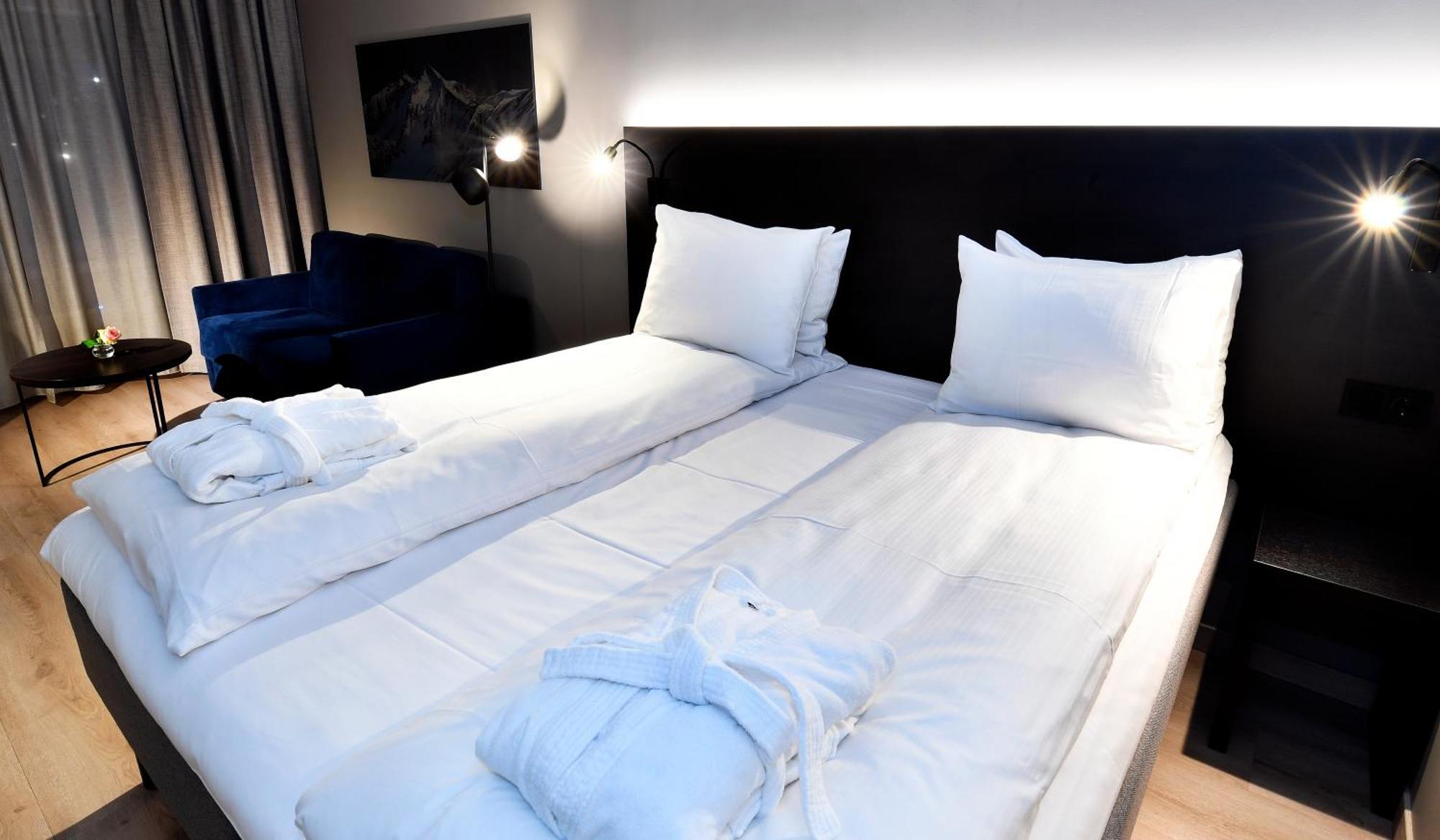 Thon Partner Hotel Baronen Alesund Exterior photo